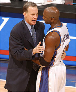 Dwóch trenerów Wizards: Doug Collins i Michael Jordan